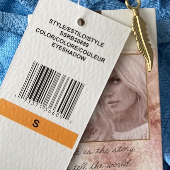 Jessica Simpson bathing suit - Picture 8 of 8